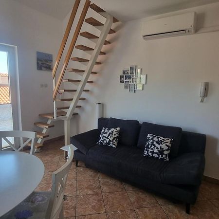 Apartment Helmut With Sea View Baska  Exterior photo